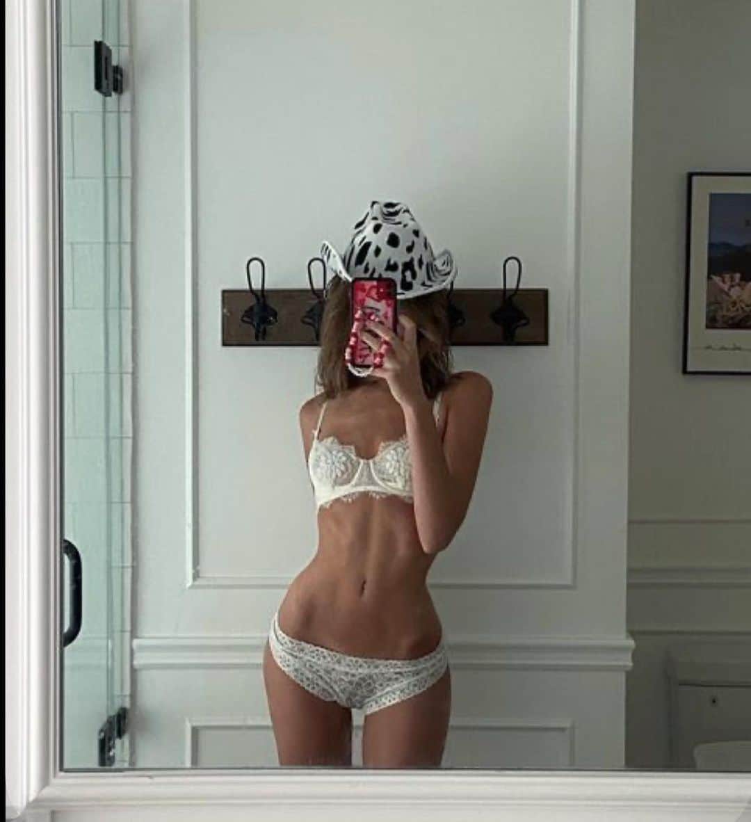 キム・ボラムのインスタグラム：「폭식하는 날엔 효소 더하기🤍 오늘 오픈했습니다 :)  링크는 프로필에 있어요」