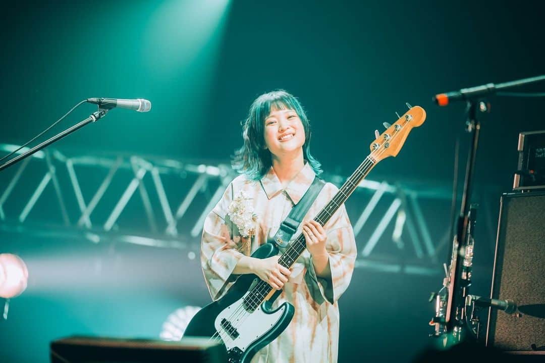 Hump Backのインスタグラム