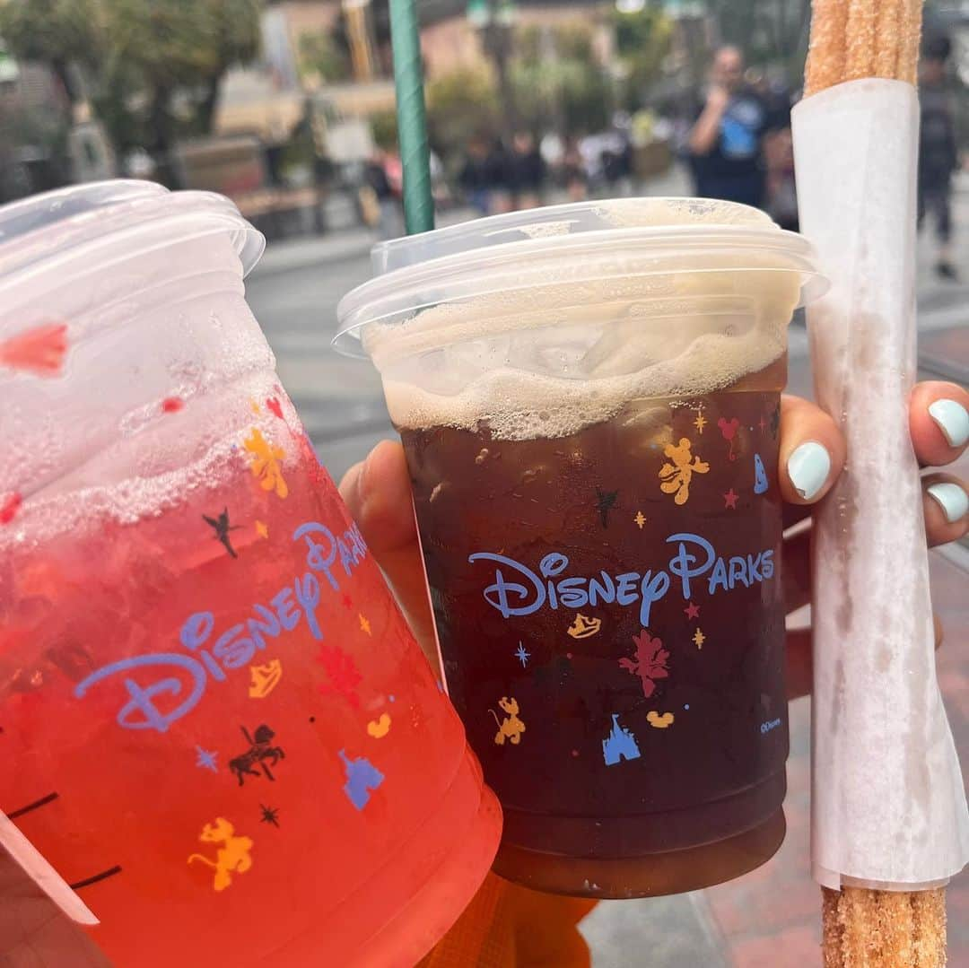 ユリ さんのインスタグラム写真 - (ユリ Instagram)「I 💙 #Disneylandla #Disney100」5月11日 16時39分 - yulyulk