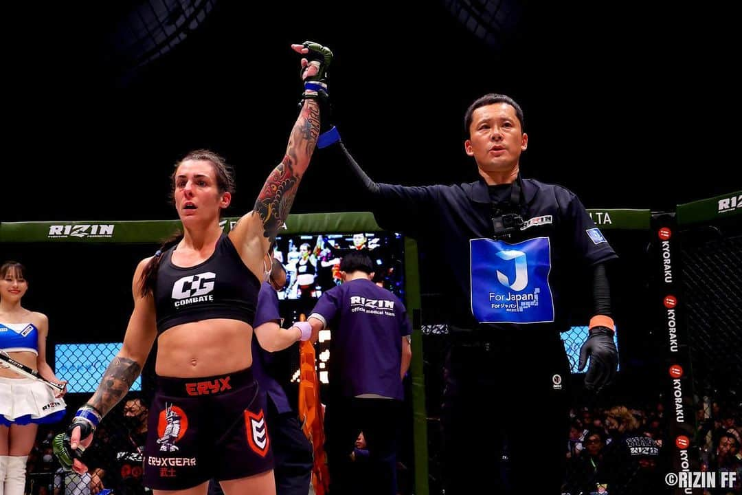 RIZIN FF OFFICIALさんのインスタグラム写真 - (RIZIN FF OFFICIALInstagram)「#RIZIN_LANDMARK5 《Match.4》  "Beautiful setup"  ---------- Claire Lopez defeats RENA by SUB (Tap Out : Knee Bar) 4:21 of Round 3.  #rizin #rizinff #mma #mmafighter #総合格闘技  #RENA #clairelopez #国立代々木競技場第一体育館」5月11日 18時10分 - rizin_pr