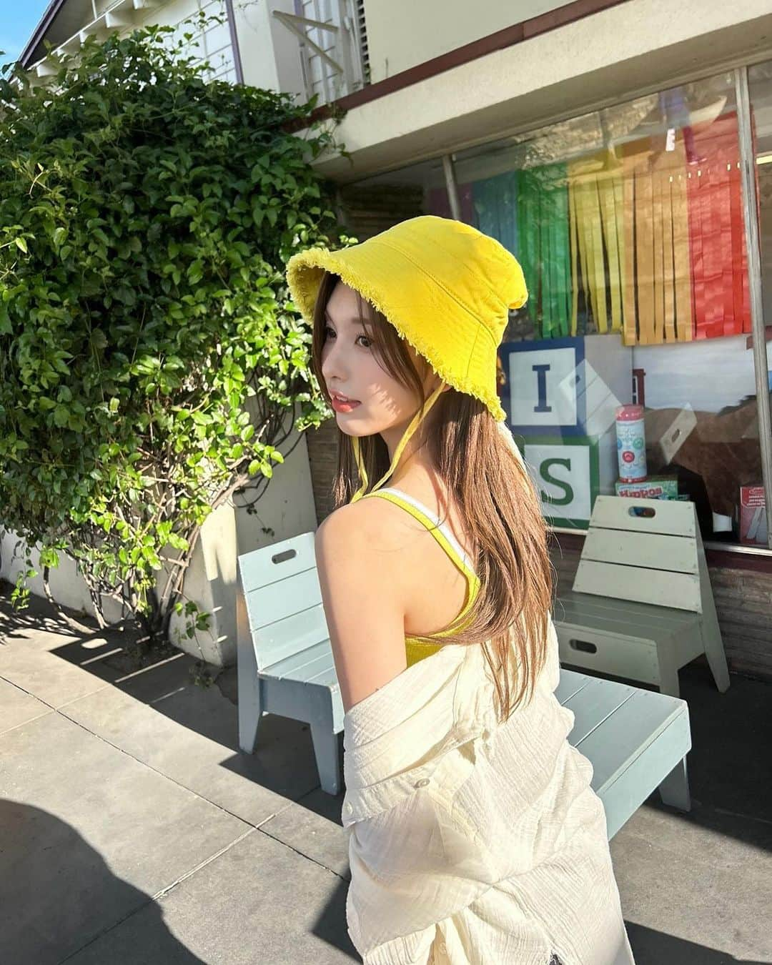 NMIXXさんのインスタグラム写真 - (NMIXXInstagram)「LA💛💚  #NMIXX #엔믹스 #BAE  #배이  #솔스타그램  #🐣」5月11日 18時10分 - nmixx_official