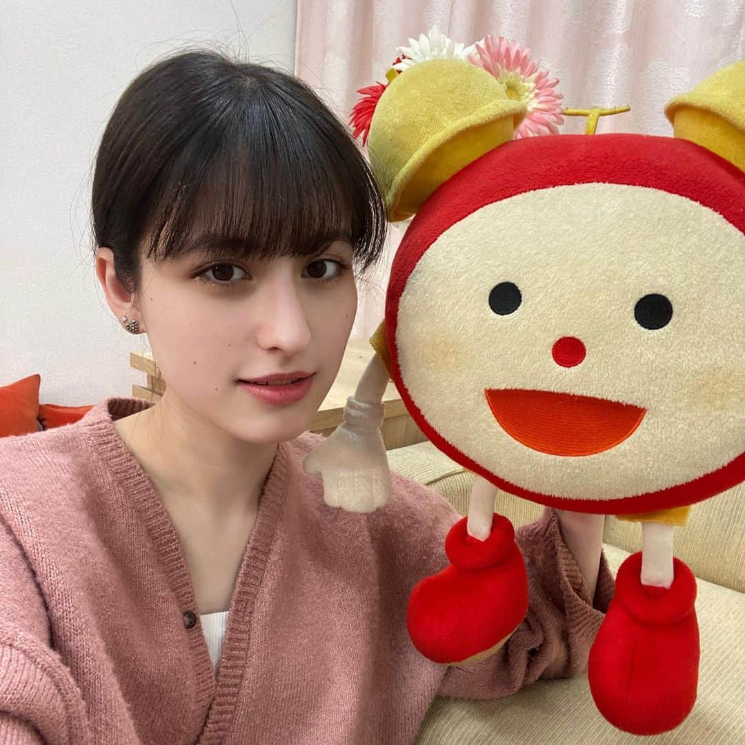 木内舞留さんのインスタグラム写真 - (木内舞留Instagram)「明日放送する『めざましテレビ』のイマドキコーナーに出演させて頂きます⏰  久々のイマドキです、是非早起きして観てください🍮  母の日にぴったりなシュークリーム、美味しかった〜🫶🏻  #めざましテレビ #イマドキガール #木内舞留」5月11日 19時51分 - maru_kiuchi_official