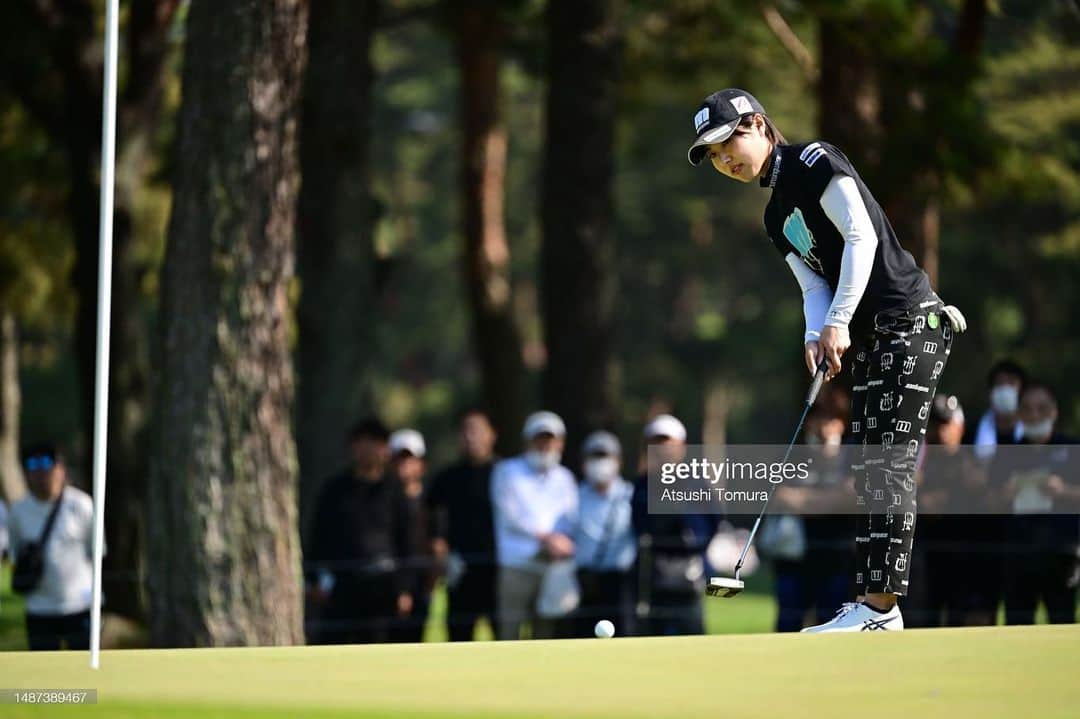 小野祐夢さんのインスタグラム写真 - (小野祐夢Instagram)「. ワールドレディスチャンピオンシップサロンパスカップ⛳️  どこにいっても難しいコースでした😅 14フィートでていてずっとエッジまでを打ってました。それでも奥にいくすばらしいグリーンでした😇  応援ありがとうございました🔥  next👇🏻 ブリヂストンレディスオープン」5月11日 20時41分 - hiromu4370