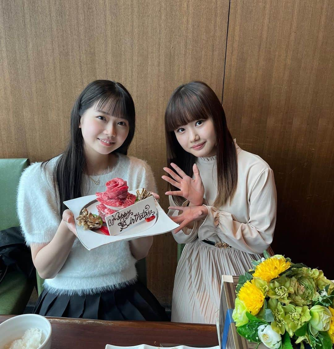 横山玲奈さんのインスタグラム写真 - (横山玲奈Instagram)「🎂🍖 . HAPPY BIRTHDAY ほまれ🌼 . . #morningmusume23 #岡村ほまれ #横山玲奈」5月11日 20時58分 - reina_yokoyama.official