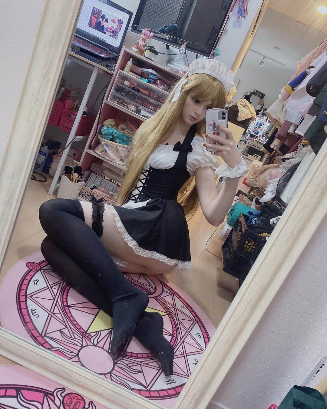Hirari Ann（ヒラリー アン）のインスタグラム：「Kawaii maid 🥰💕  #cosplay #anime #otaku」