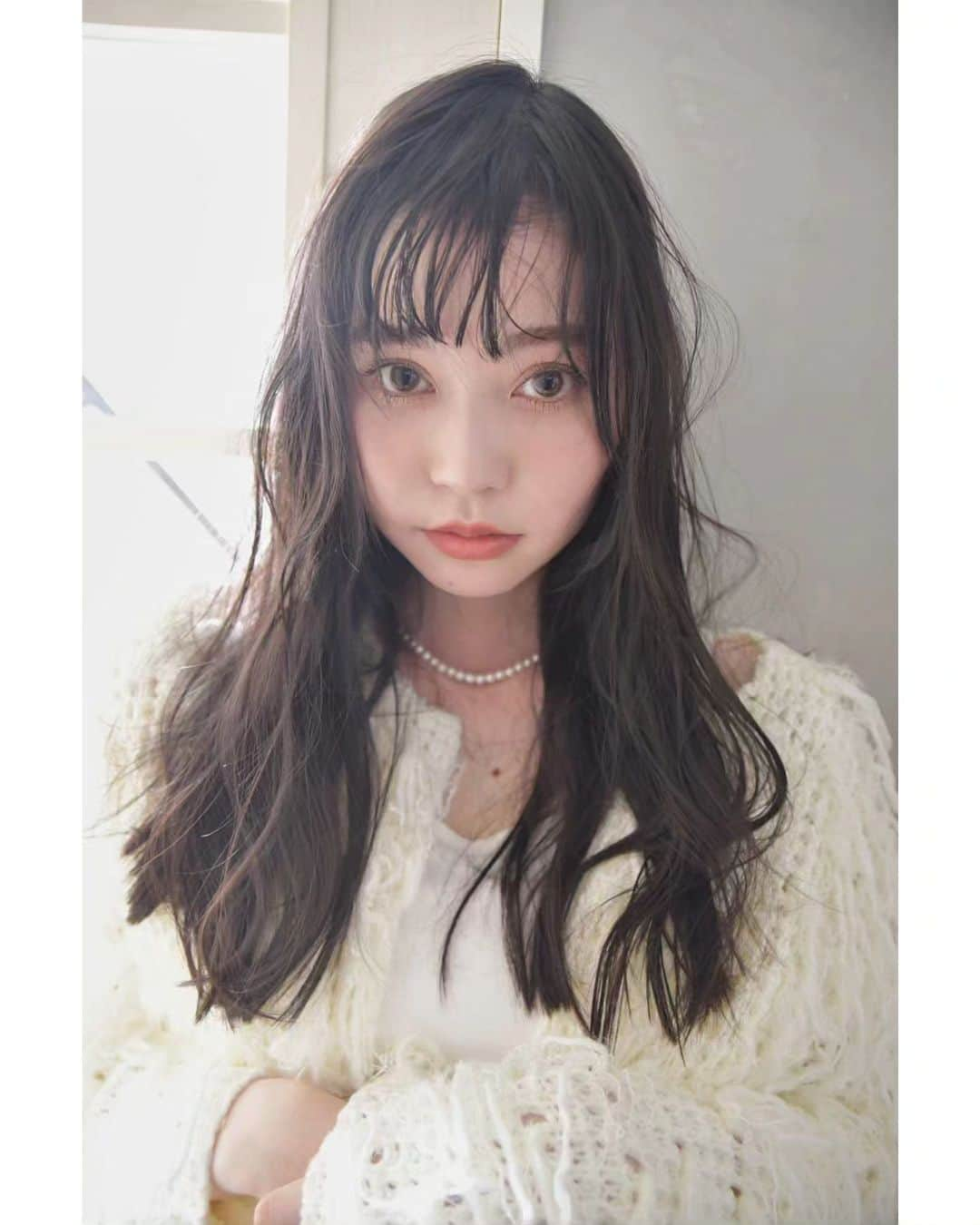 クマモトタツヤさんのインスタグラム写真 - (クマモトタツヤInstagram)「. #miho_ar  Hair cut-styling / MIHO (switch) Make up / MIHO (switch) Guest / YUINA (switch guest 1st year) Photo / T.KUMAMOTO (switch)  #kumaxGIRLS #福岡のスイッチで髪切る女の子 #kumaxYUINA #クマナリ #photobykumamoto」5月11日 21時50分 - tatsuya_kumamoto