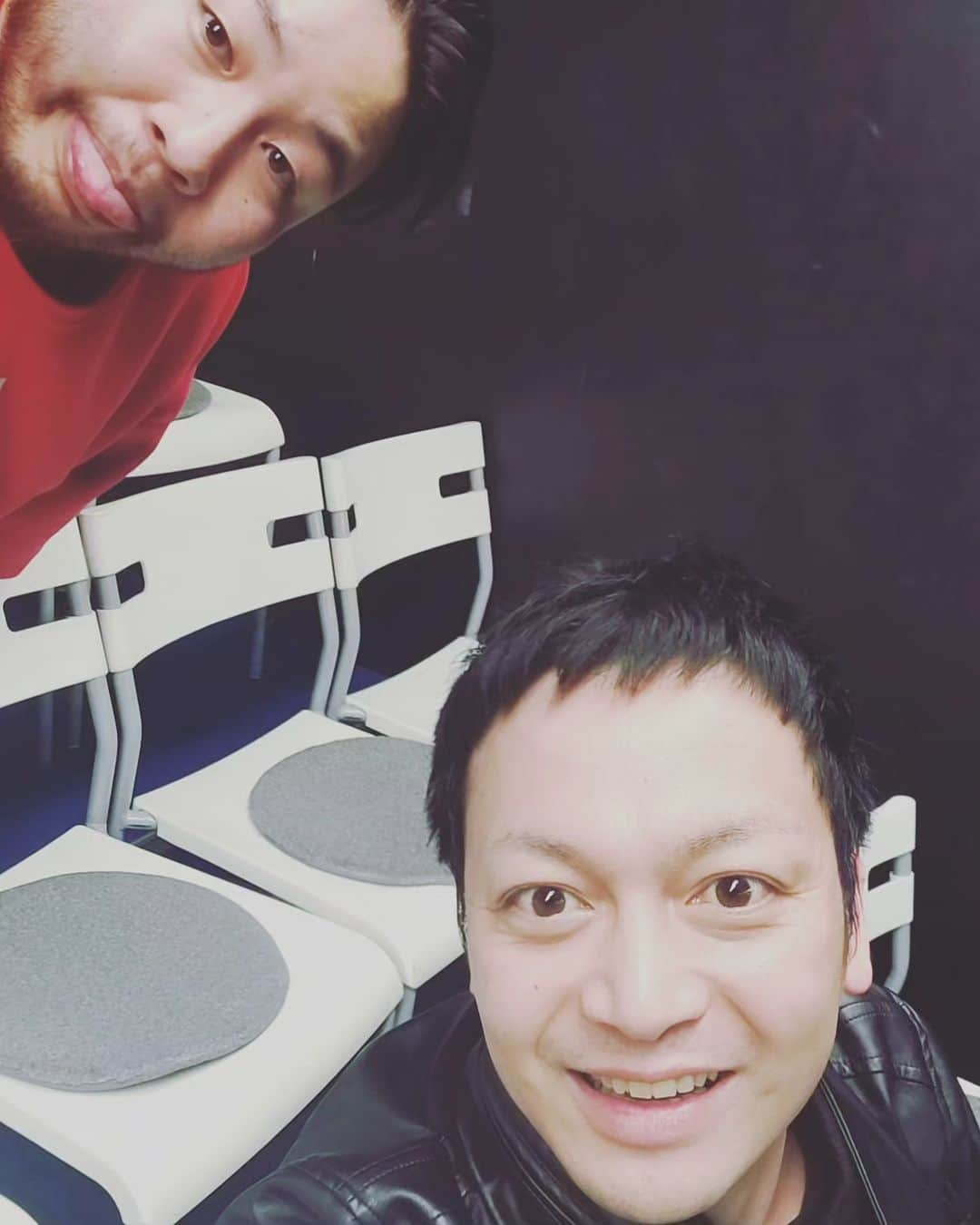 海老澤健次さんのインスタグラム写真 - (海老澤健次Instagram)「今日も無事に2公演終了！ 今日で、4公演目無事に終わり 明日も2公演頑張ります！  #海老澤健次 #6M7W #舞台 #高田馬場」5月11日 21時43分 - ebisawa_kenji