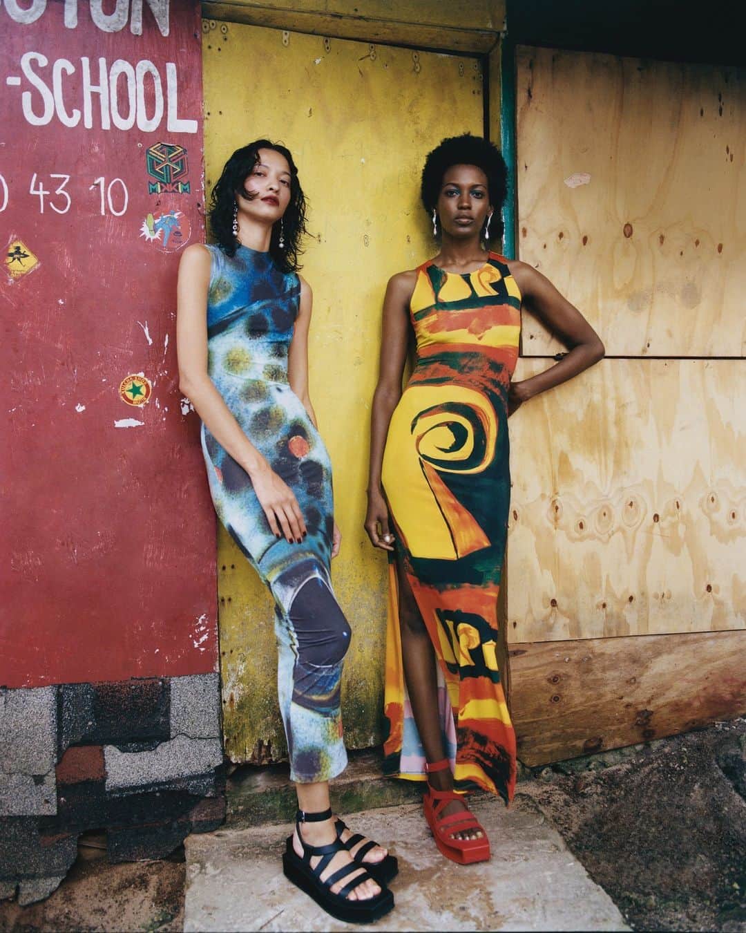 British Vogueさんのインスタグラム写真 - (British VogueInstagram)「Not all those who wander are lost. Off the beaten path in Port Antonio, Jamaica, jewel tones and uplifting prints find their place in the sun. See the full story in the May issue, on newsstands now.  @AkonChangkou, @SaiyanBride and @KaiNewman1 photographed by @NadineIjewere and styled by @GabriellaK_J, with hair by @JoeyGeorge, make-up by @YumiLee_MUA, production by Maxine Walters and Walters Productions.」5月11日 22時01分 - britishvogue
