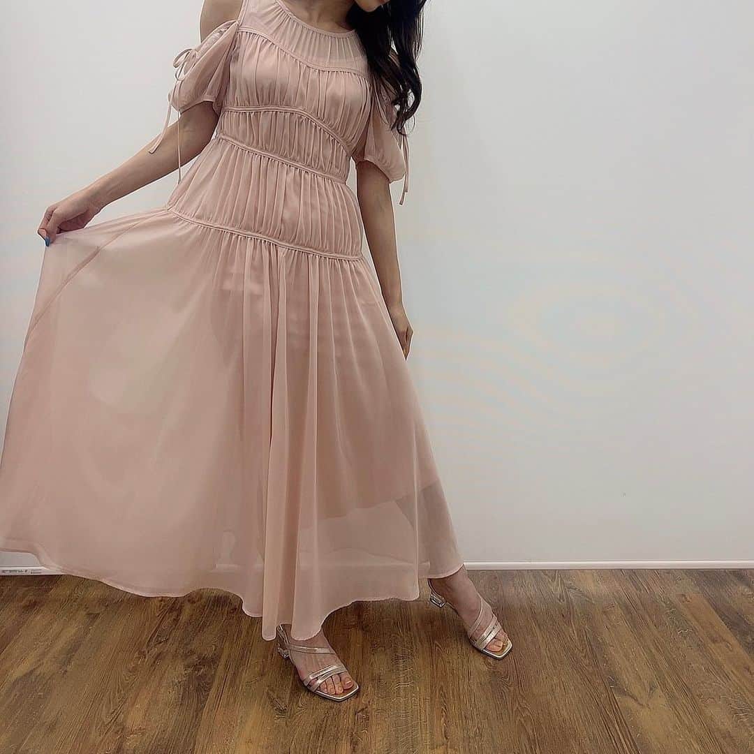 青海ひな乃さんのインスタグラム写真 - (青海ひな乃Instagram)「CanCamRoomに出演させていただきました！ メイクも衣装も可愛くてお気に入り💄🖤 . . . #cancam」5月11日 22時01分 - aoumi_00