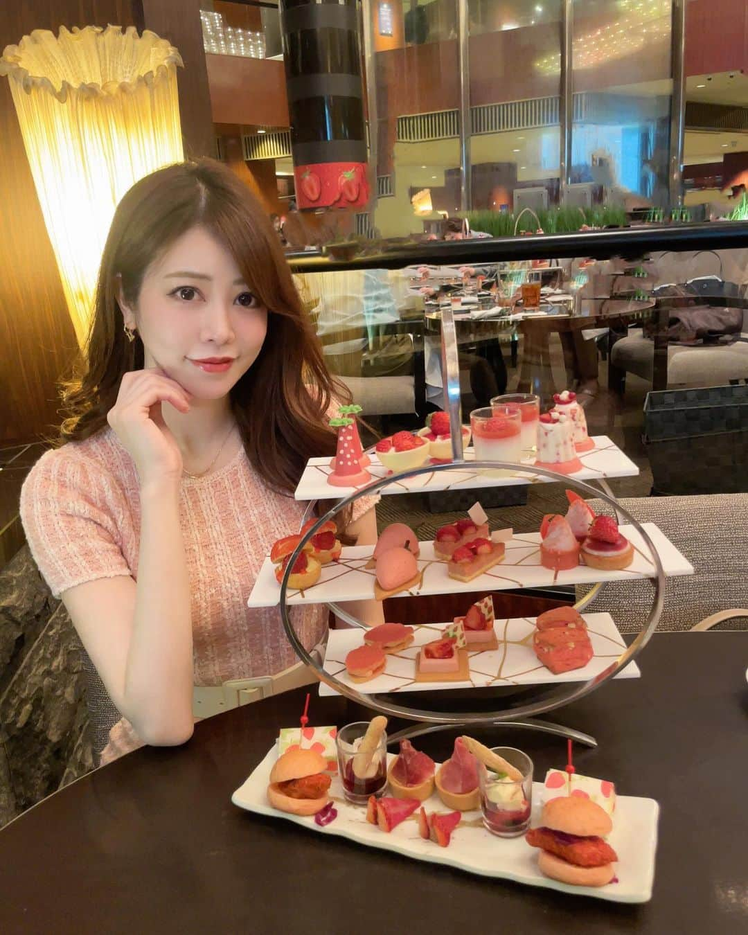 薄井美樹さんのインスタグラム写真 - (薄井美樹Instagram)「． いちごづくし🍓🍓🍓 幸せ🤭」5月11日 22時05分 - mikiusui_211