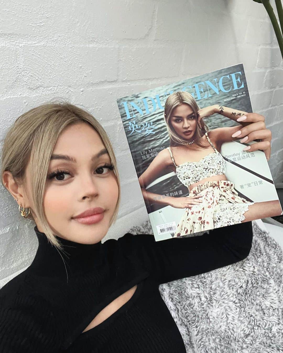 リリーマイマックのインスタグラム：「ME? On the cover of @indulgence_magazine 😭🤯I ALWAYS get anxious when I post my editorial shoots because I honestly feel like it’s imposter syndrome. I don’t recognise myself…  I am always so nervous to be infront of a professional camera but also incredibly honoured to be in print magazine 🥺 just want to say a huge thank you to @miwamiwamo for being an absolute angel & for choosing ME to be on the cover of  @indulgence_magazine  @stevenpopovich for being a great photographer  @linda_mua & @yenmakeup_ for makeup  @michael_brennan for hair & good energy 😆 Much more to come!! Love representing my Asian and south East Asian community. Nothing makes me happier when I see Asian models in big pictures!!」