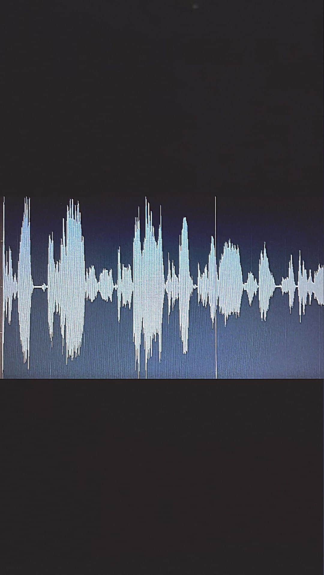 二宮愛のインスタグラム：「#遊び心  難しいよな。曲作るって。」
