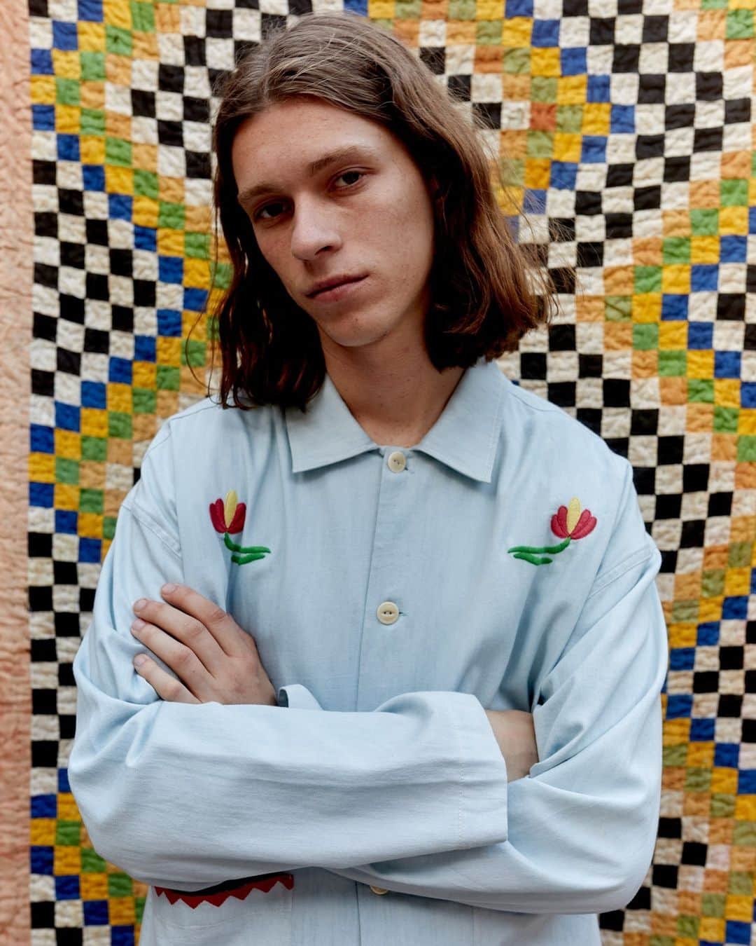 のインスタグラム：「Boxy PJ overshirt cut in a lightweight 5.5oz bleached denim for a vintage look. Stitched with intricate embroidered details at chest and lower patch pockets.⁠ ⁠ Visit link in bio for our men's denim edit.」