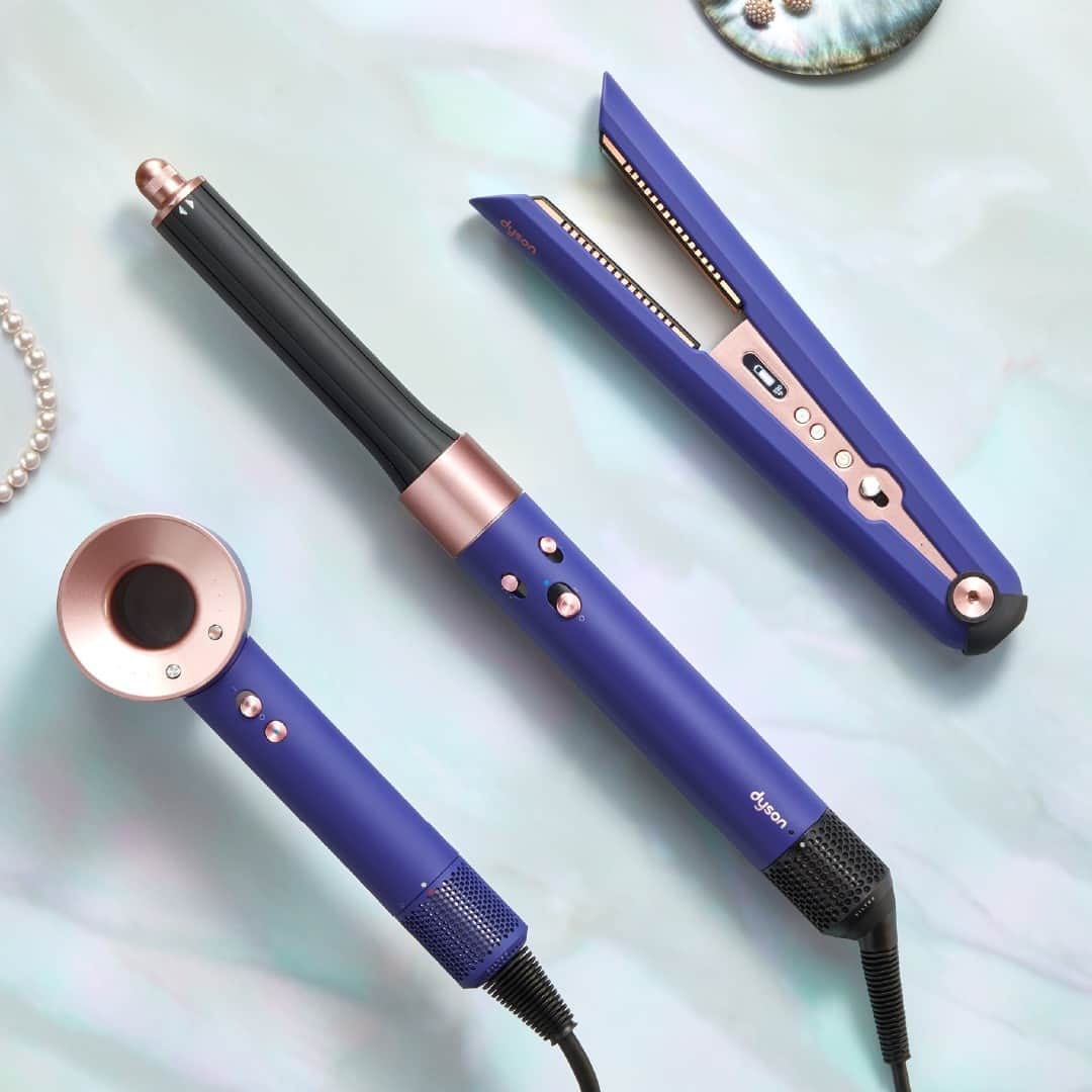 Dysonさんのインスタグラム写真 - (DysonInstagram)「​Power trio.  Meet the Dyson hair care technology team. Now in special edition Vinca blue and Rosé.  Engineered to help you create the styles you love, with no excessive heat. For all hair types.   #Dyson #DysonHair #DysonAirwrap #DysonCorrale #DysonSupersonic #SpecialEdition #MothersDay #MothersDayGift」5月11日 23時30分 - dyson