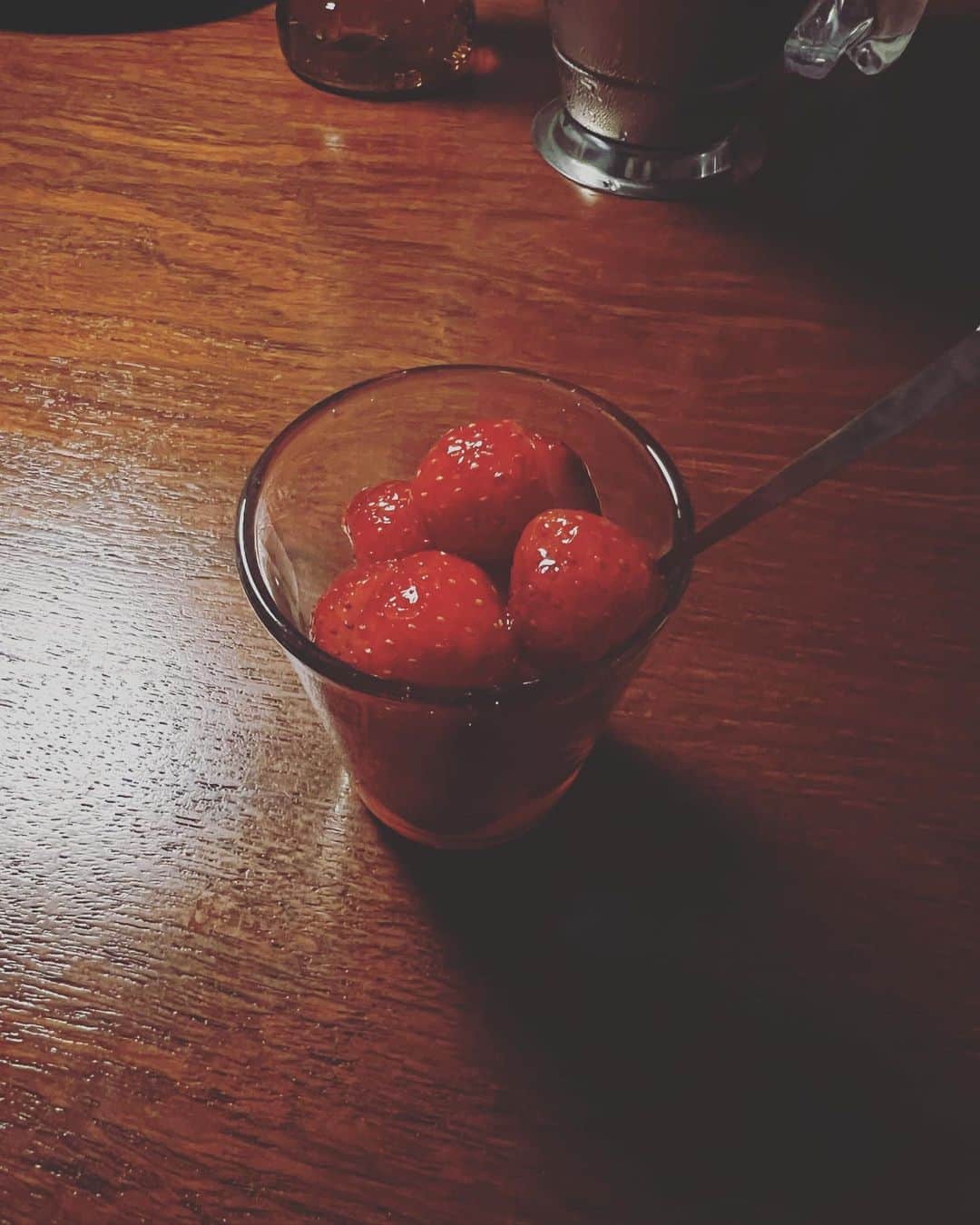 椎名直子のインスタグラム：「真夜中のムサカ  美味しい　って こういうことか、、、♡！と こないだから思っているんだよね〜」