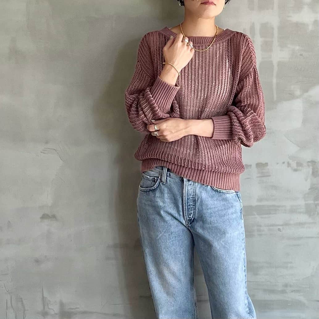 エリオポールさんのインスタグラム写真 - (エリオポールInstagram)「2023 Summer Collection  Knit  19.800yen / HÉLIOPÔLE   Ref: 13003043041HN Color: Beige. Pink. Gray Siz: 38  店舗にてお電話による通販対応も承っております。  HELIOPOLE代官山店  03 3770 6438  HELIOPOLE 札幌店  011 209 5455  HELIOPOLE 広島店  082 542 7033   @heliopole_official #HELIOPOLE  #エリオポール」5月12日 10時11分 - heliopole_official