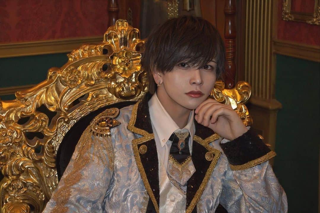 のインスタグラム：「青色担当です💙💍 ̖́-  #Ab7prince #アブセプト#アイドル」