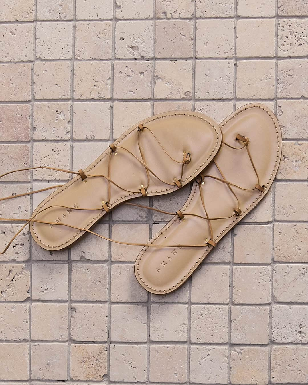 エーエルシーさんのインスタグラム写真 - (エーエルシーInstagram)「Introducing: A.L.C. x Amanu A limited-edition sandal collaboration crafted by female entrepreneurs and stylists Andrea Lieberman and Anita Patrickson. Designed to be paired with everything from gowns to off-duty denim. Discover now at the link in our bio.」5月12日 2時30分 - alc_ltd