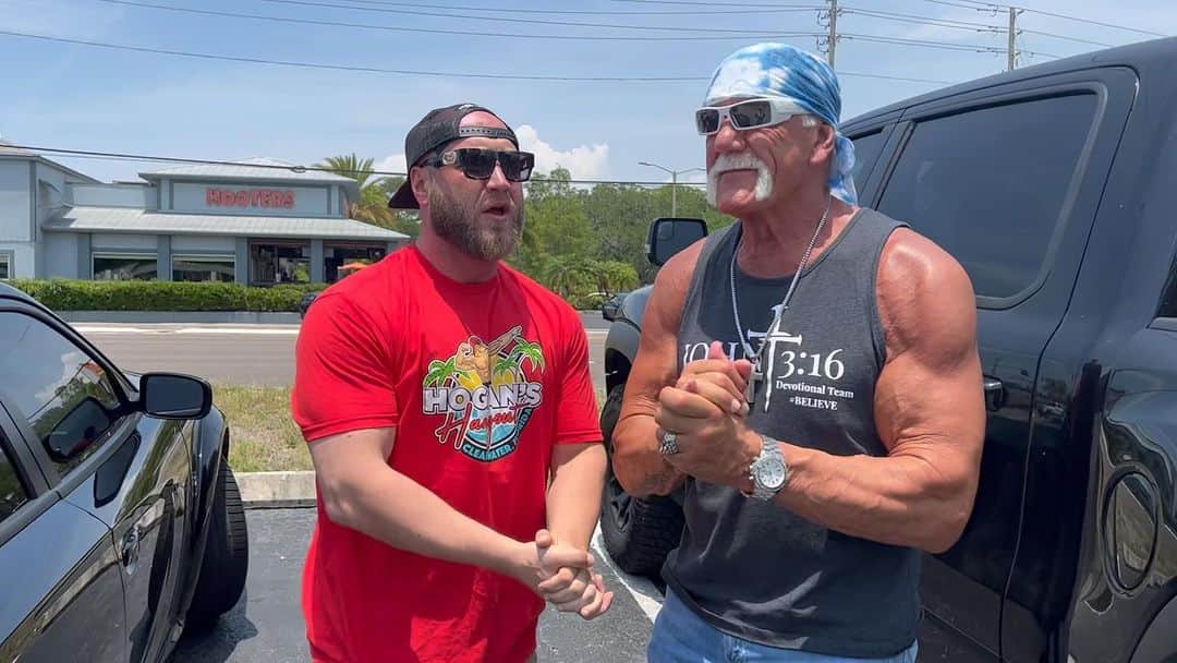 ハルク・ホーガンのインスタグラム：「One day away from the best bikini contest on Clearwater beach brother!!  Don’t be anywhere but @hoganshangout tomorrow night at 8!!」