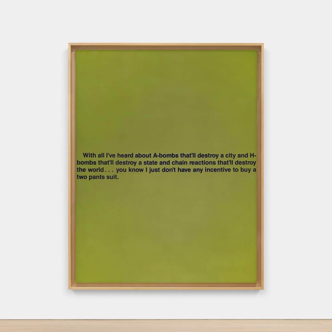 のインスタグラム：「"I don’t think that all my jokes are necessarily funny, but I treat them as just another subject matter." —Richard Prince  TEFAF New York (@tefaf) kicks off today at Park Avenue Armory! Stop by booth 350 to see Gagosian's special presentation of works by Richard Prince, Jeff Koons, and Peter Halley.   Prince’s "All I’ve Heard," pictured here, from the "Monochromatic Jokes" series (initiated in 1987), nods to the conventions of Conceptual art and Color Field painting in its composition of sans serif letters laid out with tight margins on a green ground. Produced as the Cold War came to an end, the painting’s deadpan punchline underscores Prince’s wit, its humor premised on the coexistence of potential apocalypse and lived banality. Follow the link in our bio for more information. __________ #TEFAF #Gagosian Richard Prince, "All I've Heard," 1989 © Richard Prince」