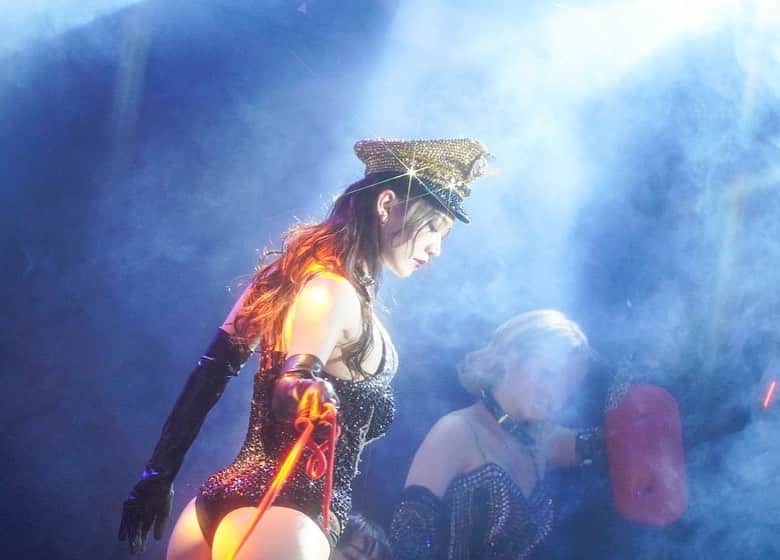Lunaさんのインスタグラム写真 - (LunaInstagram)「⛓️🖤❌  #バーレスク東京 #burlesque #showgirl #sm」5月12日 3時57分 - luna_burlesque