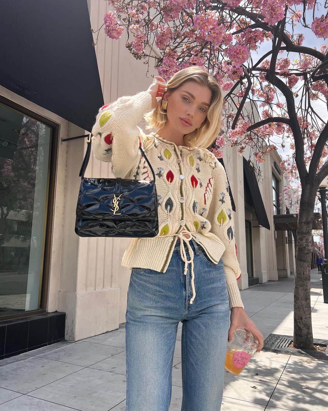 エルザ・ホスクのインスタグラム：「Springy🌸💗 @fwrd」