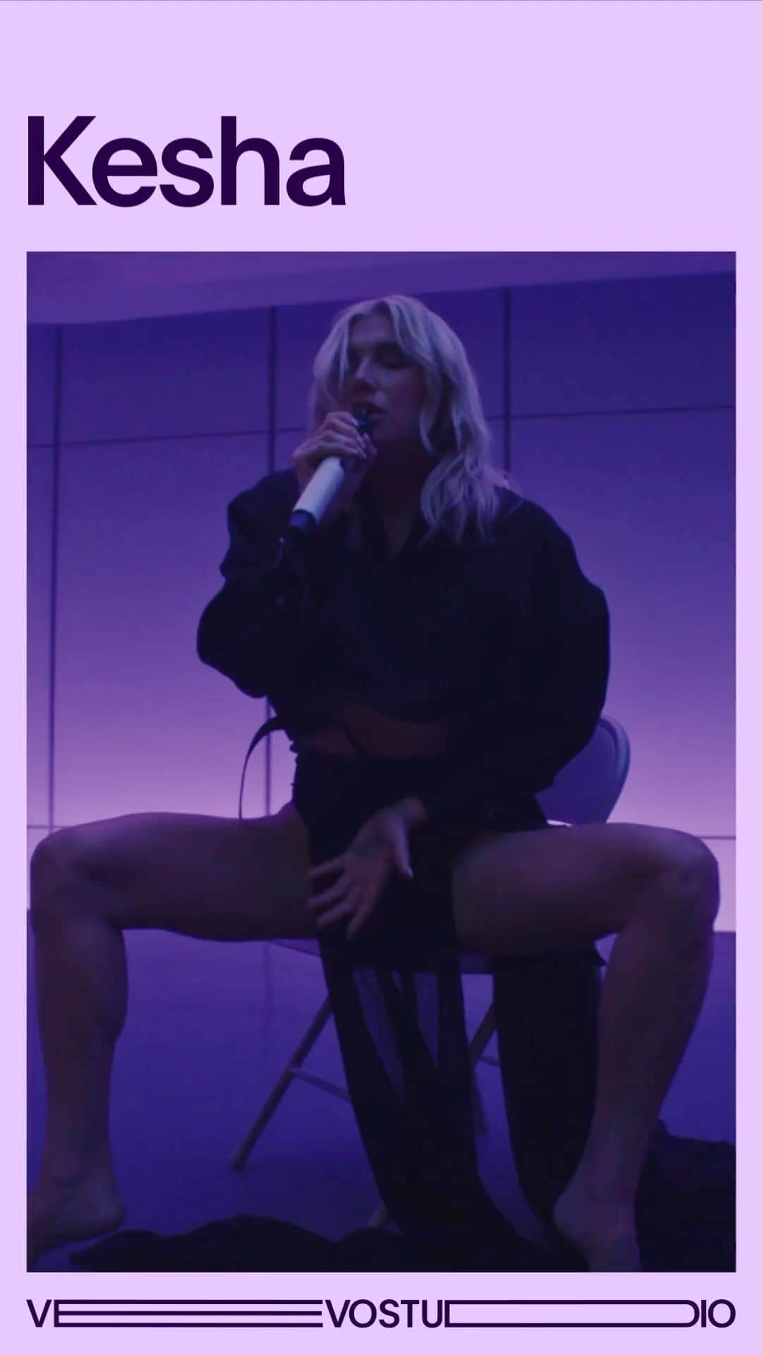 のインスタグラム：「“I believe an artist gives voice, motion, color to the emotions we all have,” says Kesha (@iiswhoiis) about her upcoming ‘Gag Order’ album. Watch her live performance of “Eat The Acid” off the project - out later this month. ⠀⠀⠀⠀⠀⠀⠀⠀⠀ ▶️ [Link in bio]」