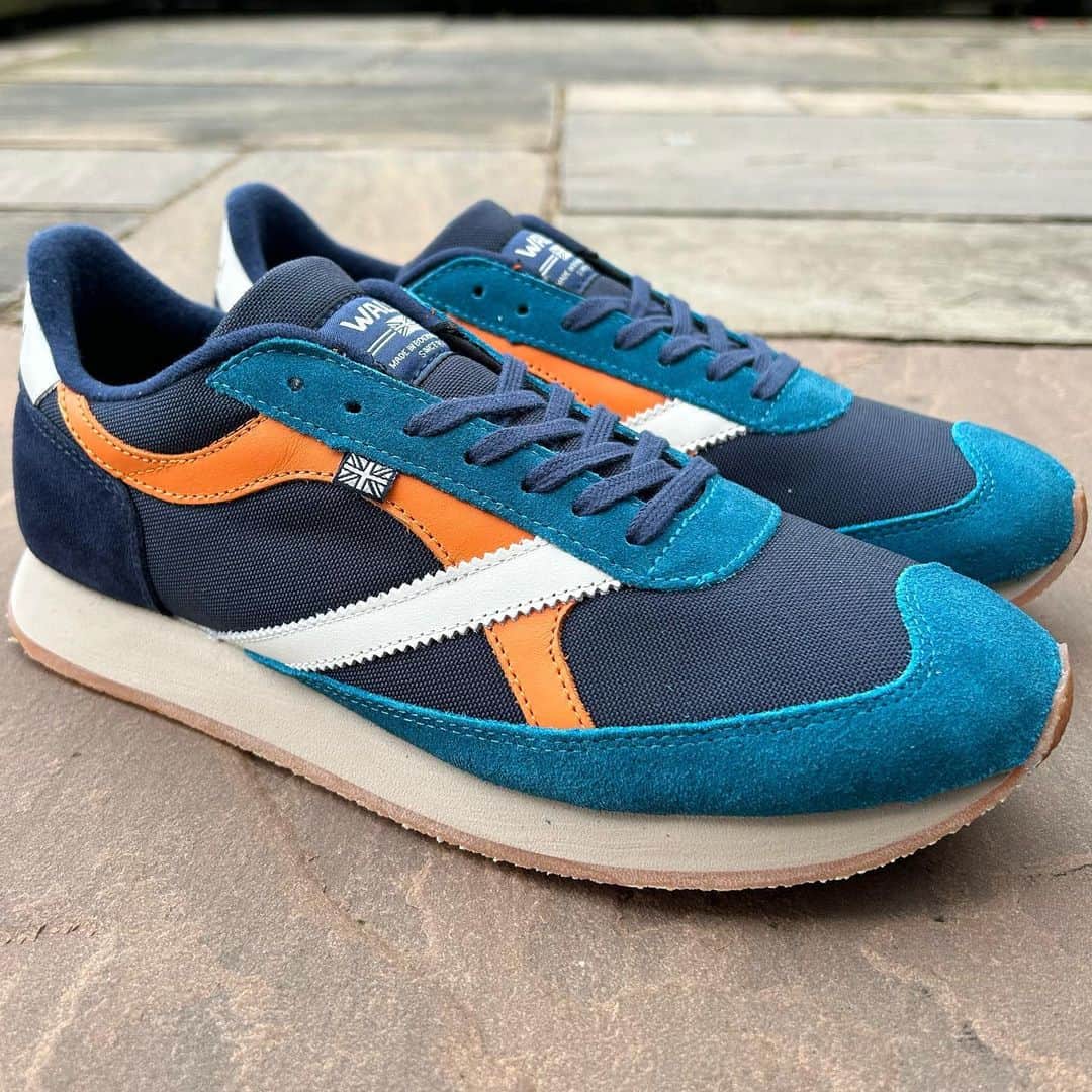 ウォルシュのインスタグラム：「New In. Online Now.   #normanwalsh #britishmade #trainers #sneakers #ukmfg」