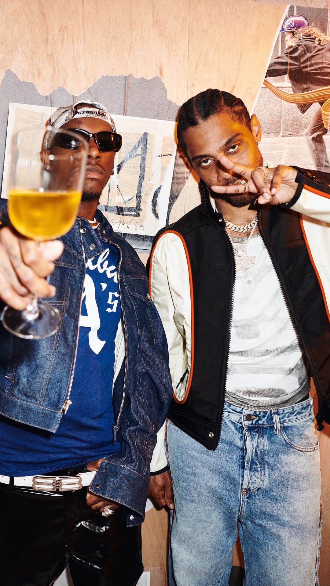 Swatchのインスタグラム：「From the vibrant streets of NYC to the colorful canvas of Basquiat’s art, we celebrated creativity in all its forms at our Swatch Art Journey event! 🌃  #Swatch #SwatchArtJourney #SwatchxBasquiat @basquiatofficial」