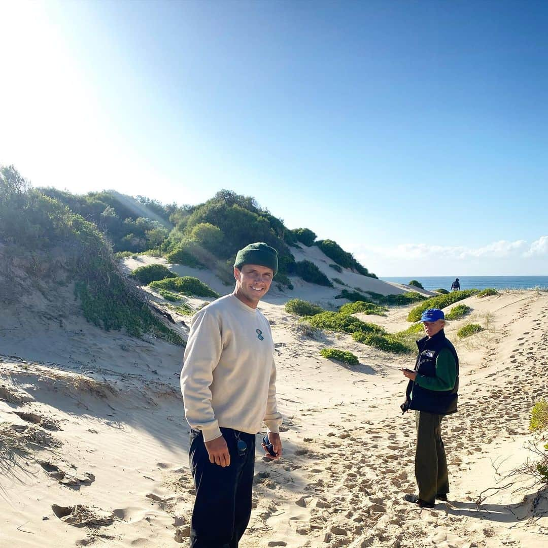 ジュリアン・ウィルソンさんのインスタグラム写真 - (ジュリアン・ウィルソンInstagram)「What an epic couple of days chasing waves up the coast with @manning.gregoryy @rhys_smithers @jimmylees @mitchyv_84 @boskophoto_ @rivvia.projects」5月12日 6時01分 - julian_wilson