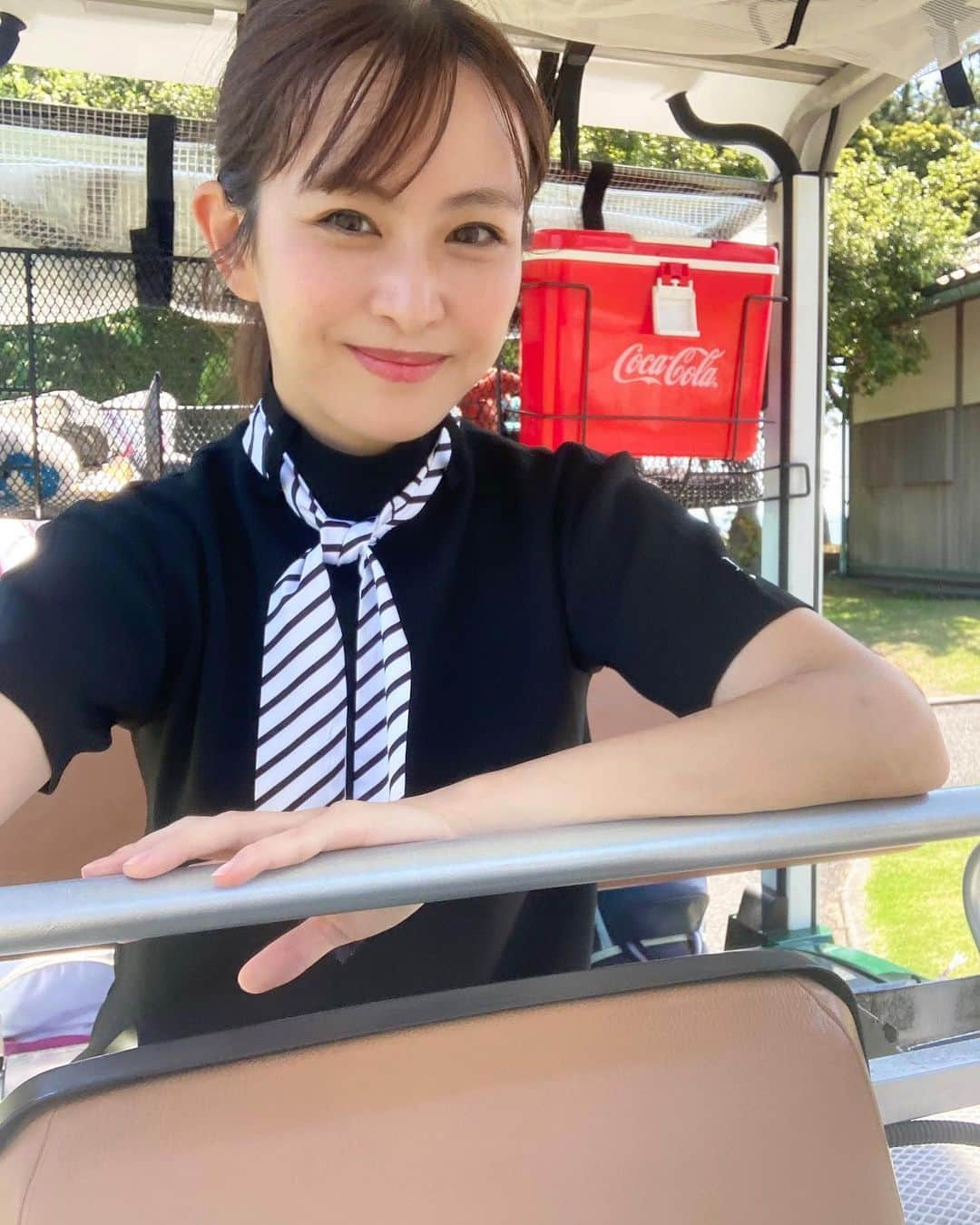 中庄司愛希のインスタグラム：「おはようございます☀  今日で1週間終わり✨金曜はやはり嬉しいですね☺️  #golf #ゴルフラウンド #ゴルフウェア #ゴルフコーデ#ゴルフ女子 #ゴルフファッション #高尔夫 #ゴルフ #ゴルフコーデ  #골프」