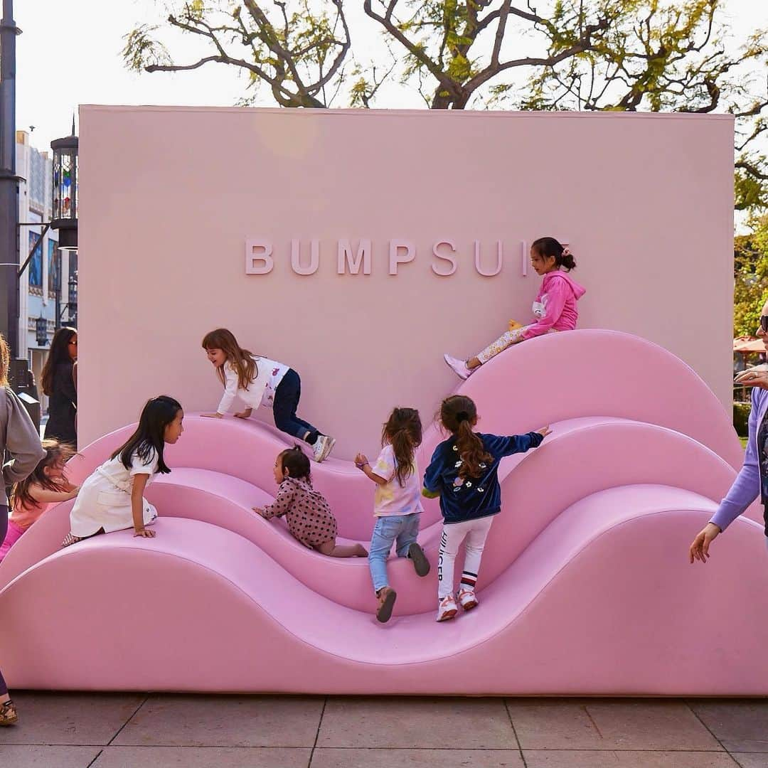 ニコール・トルンフィオさんのインスタグラム写真 - (ニコール・トルンフィオInstagram)「A VISION bought to life 😍😍😍 @bumpsuit Pop-up @thegrovela 💗💗💗 so proud of this! Our first retail experience, we are so excited to meet our LA community. Stop by to feel our buttery soft material, see our new Shapewear Swim and pick up our Armadillo Baby Carrier 💗we will be here until May 24th  Design by @foxfoxstudio fabrication by @suite650 @unboxedgroup」5月12日 7時17分 - nictrunfio