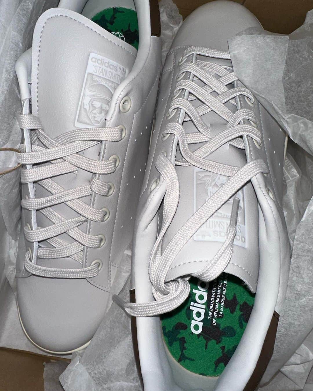 熊谷隆志さんのインスタグラム写真 - (熊谷隆志Instagram)「次のラウンドで。 @adidasgolf  thanks #samba  #stansmith   #giftedbyadidas」5月12日 7時22分 - takashikumagai_official