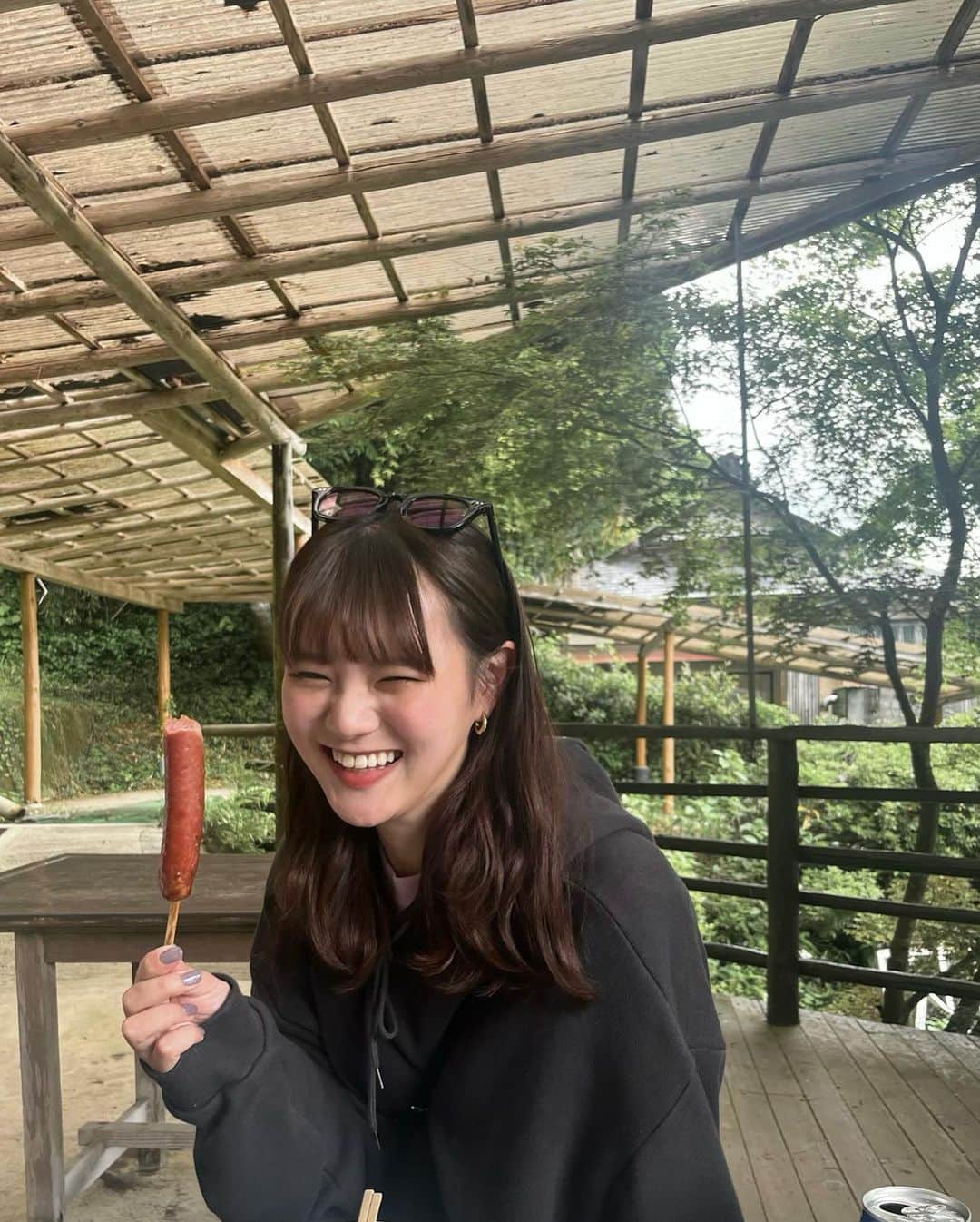 木村なつみのインスタグラム：「小さい頃釣り堀行って一匹も釣れなかった苦い思い出あるんだけど、今回は釣れました！やったー！  友達といるとなにしてもすごく楽しくて幸せ」