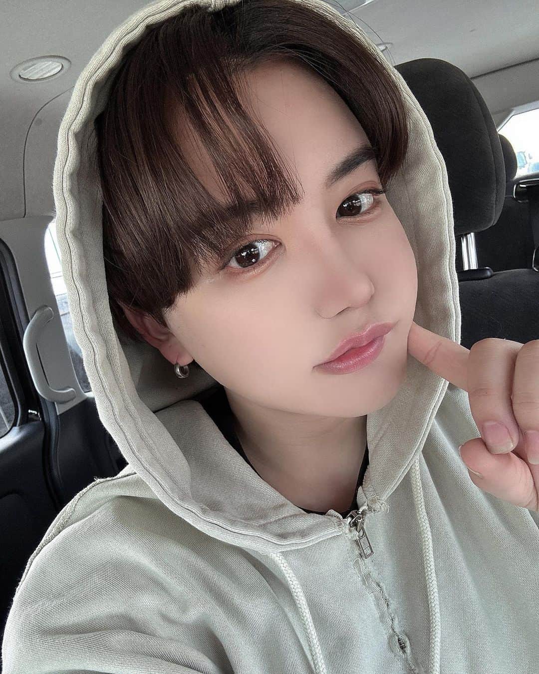 やっぴのインスタグラム：「良い気温になりましたねえ🍃」