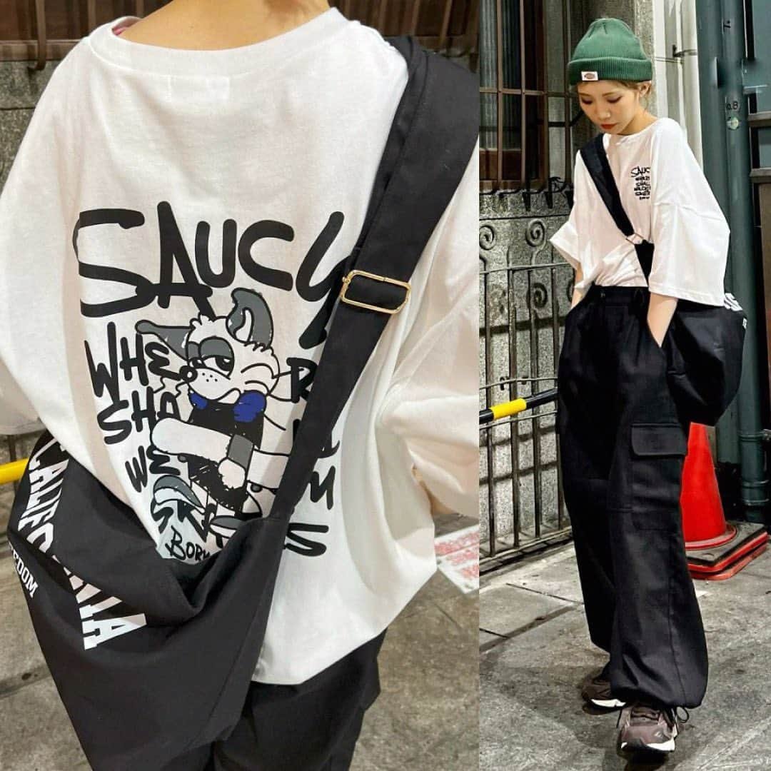 スピンズさんのインスタグラム写真 - (スピンズInstagram)「\ 𝗥𝗲𝗰𝗼𝗺𝗺𝗲𝗻𝗱 𝗶𝘁𝗲𝗺 / ✿半袖ビッグTシャツ/サウジーくんバックロゴデザイン ￥𝟯,𝟮𝟴𝟵 𝘁𝗮𝘅 𝗶𝗻 ⁡ 大人気サウジーくんデザインから Tシャツが登場🔥🔥 ⁡ オーバーサイズだから ゆったり着られて可愛い👾 ⁡ 今回ご紹介したアイテムは 全国の𝗦𝗣𝗜𝗡𝗡𝗦店舗 𝗼𝗿 𝗦𝗣𝗜𝗡𝗡𝗦 𝗪𝗘𝗕 𝗦𝗧𝗢𝗥𝗘 にて購入できるので是非チェックしてね✍🏻✨ ⁡ #𝗦𝗣𝗜𝗡𝗡𝗦 #スピンズ #𝗼𝗼𝘁𝗱 #スタッフスナップ #𝗦𝗣𝗜𝗡𝗡𝗦スタッフ #プチプラコーデ #きょコ #春コーデ #春服 #夏コーデ #夏服 #Tシャツ #Tシャツコーデ」5月13日 18時00分 - spinns_official