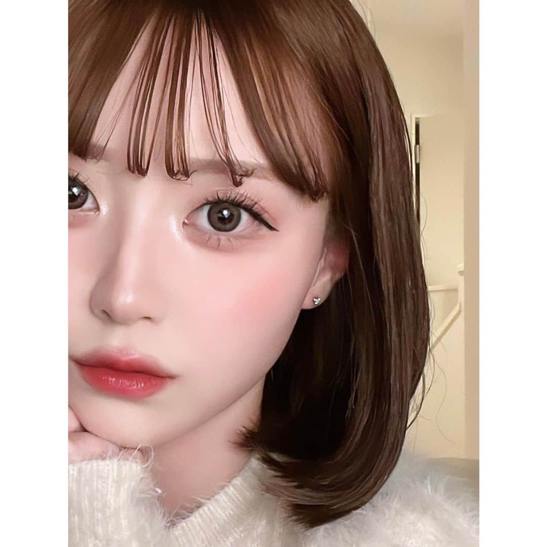 戸澤あいりのインスタグラム：「. 🎀🤍」