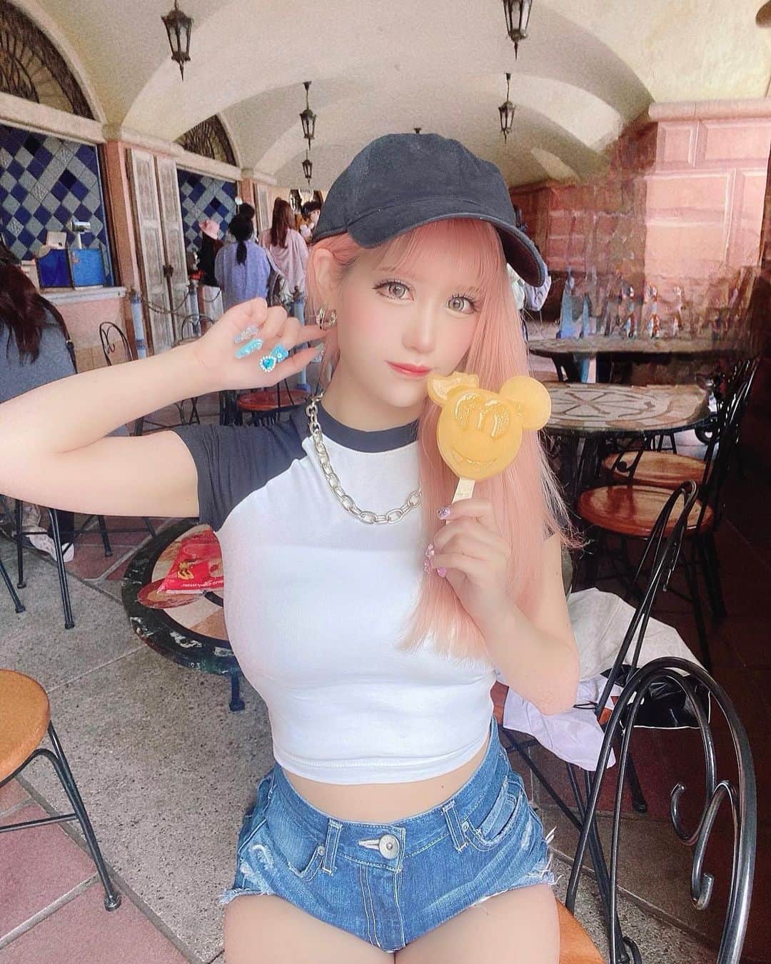のインスタグラム：「🫥🌈🧡💭⸒⸒  甘めじゃないのもかわい〜🥺？」