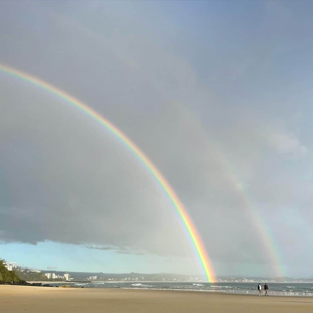 脇田紗良さんのインスタグラム写真 - (脇田紗良Instagram)「this morning was so pretty🌈🫶🏻   @volcomjapan #volcomjapan」5月12日 19時04分 - sara_wakita1010