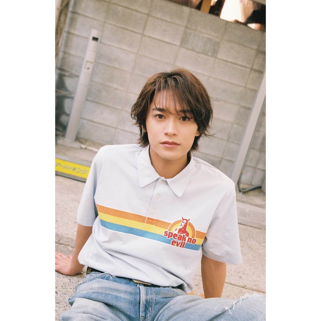 のインスタグラム：「本日発売のmini6月号MY♡TYPE企画には俳優の　#井上想良  くんが登場❣️  普段あまり聞けない⁉︎恋愛感について伺いました❕　お洋服は @hystericglamour_tokyo ❣️  誌面とは異なるショットをお届け❕  #井上想良  #mytype  #mini #hystericglamour  #ガチ恋粘着獣」