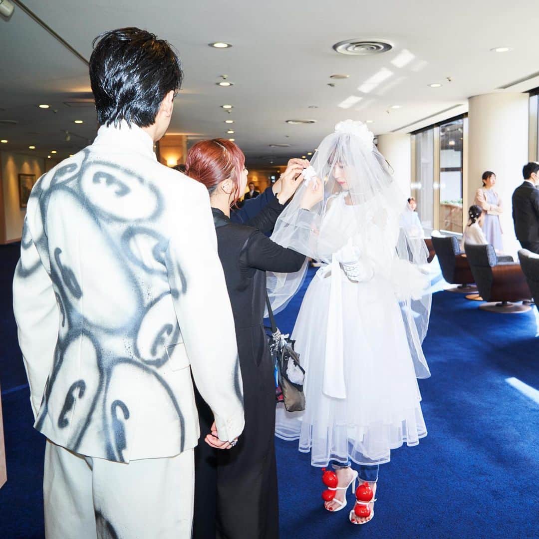 かとうみさとさんのインスタグラム写真 - (かとうみさとInstagram)「2023.05.06💐  Photo @rina_sskk  hair&make @kozono_yukari  styling @ryohei_kawanishi   #wedding #weddingphotography  #weddingdress   ♡」5月12日 19時41分 - misato_kato