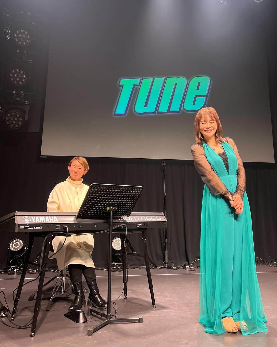 青田典子のインスタグラム：「来週5月18日(木) 27:35〜 フジテレビ系音楽情報番組「Tune」に出演します✨  カバーアルバム「Noriko's selection-Innocent love-」から 「駅」歌います〜♪ トークもあるので ぜひご覧くださいね (人*'∀︎`*) ♪︎  紺野紗衣さんがキーボード弾いてくださいました☺️♪  ※編成の都合上、放送内容・時間が変更になる場合があります  #Tune」