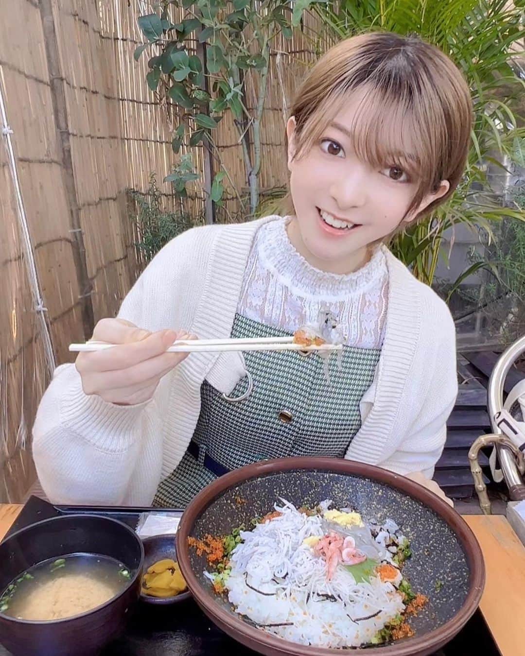 菅原りこのインスタグラム：「ゴールデンウィークでいただいたお料理＆スイーツ🍦🍰 とにかく食べすぎた😋💕」