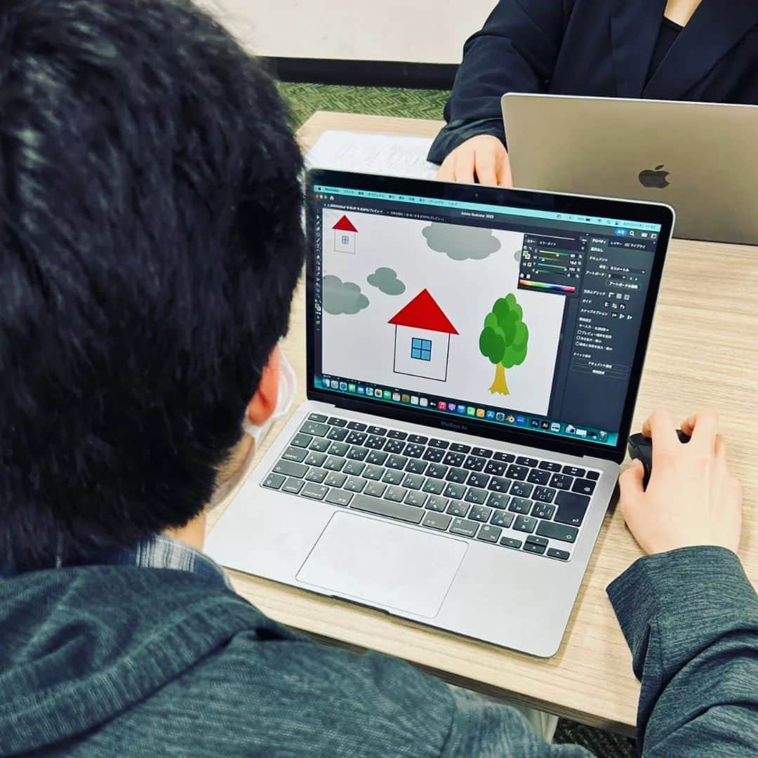 日本工学院さんのインスタグラム写真 - (日本工学院Instagram)「デザイン科の1年生が、初めてソフトウェアを使ったデザインに挑戦✨ . まずは、基礎的な内容から学んでいきます💁 . . 「#日本工学院」をチェック！！ 学生が投稿したリアルな日常風景を見ることができますよ！ . . #nihonkogakuin #専門学校 #日本工学院八王子専門学校 #日本工学院専門学校 #教職員投稿写真 #デザイン科 #インテリアデザイン専攻 #若きつくりびと #インテリアデザイナー #インテリアデザイン #デザイン #ビジュアル #インテリア #空間デザイン #デザイナー #スタイリングデザイン #インテリアコーディネーター #インテリアコーディネート #インテリアコーデ #photoshop #フォトショップ #インデザイン」5月12日 12時41分 - nihonkogakuin