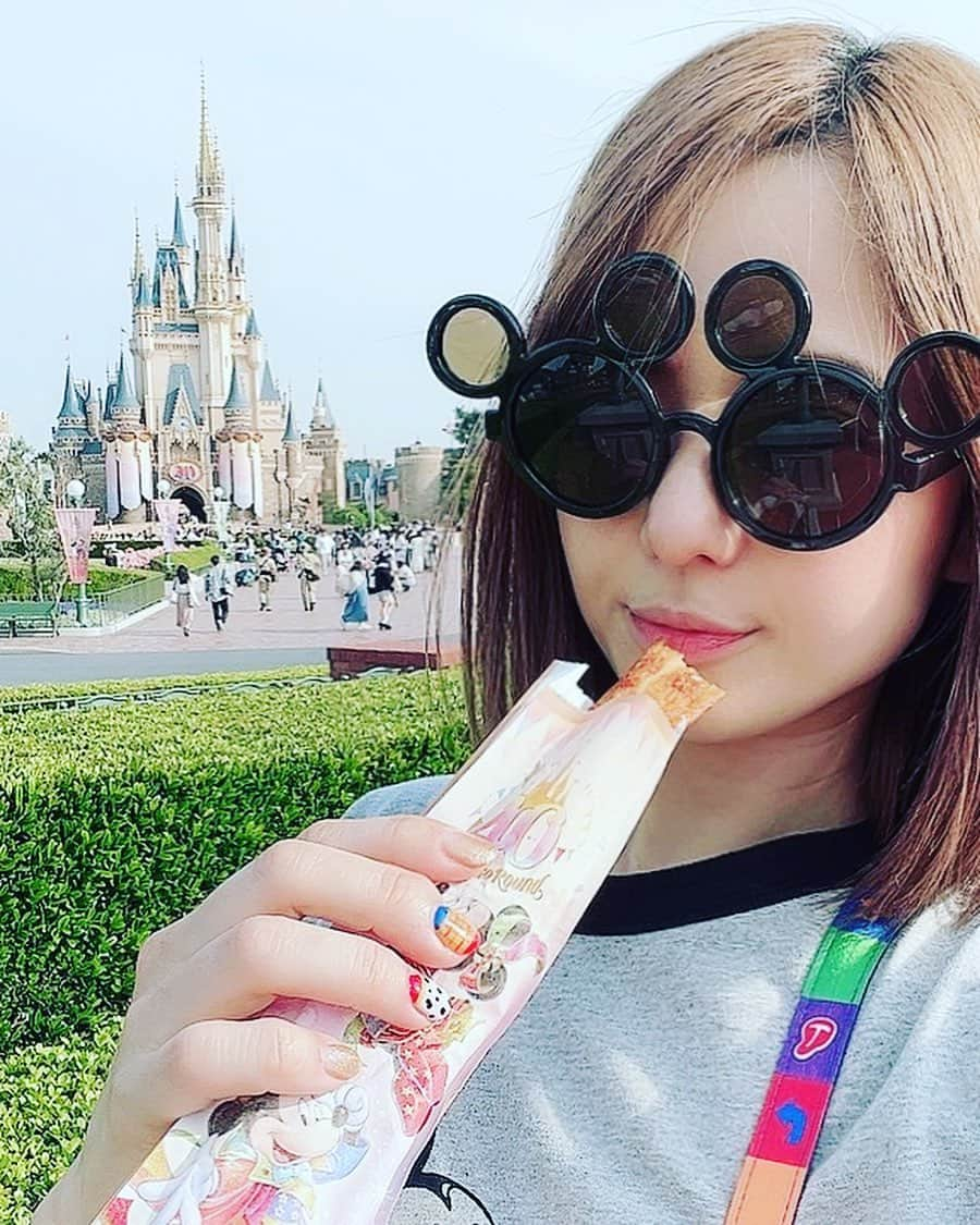 蒼井そらさんのインスタグラム写真 - (蒼井そらInstagram)「Disneyland❤️」5月12日 13時41分 - aoi_sola