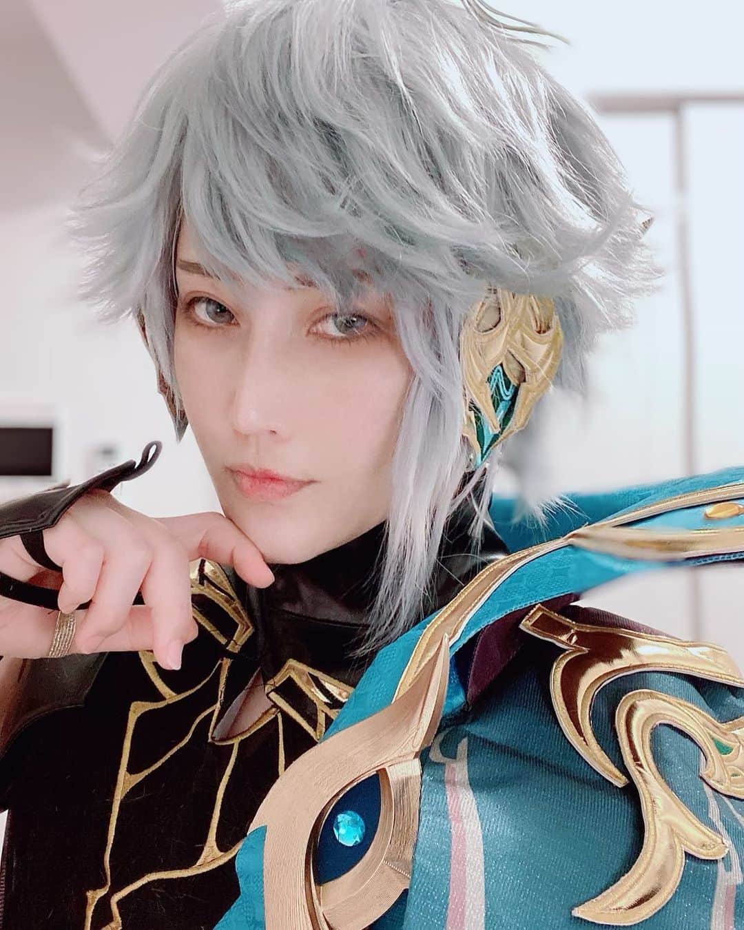 麗華のインスタグラム：「costume and wig tests. The makeup is still incomplete🧐」