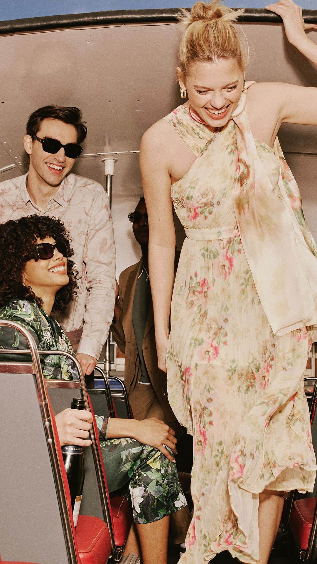 Ted Bakerのインスタグラム：「For your entertainment pleasure, Ted Baker cordially invites you to the showstopper of this season’s social calendar. A bells and whistle stop tour of glitz and glamour, a round-trip ticket to style and a double-decker serving of dazzle and dancing. Buckle up, your summer of soirees awaits. #TedBaker #MakeItAMoment」