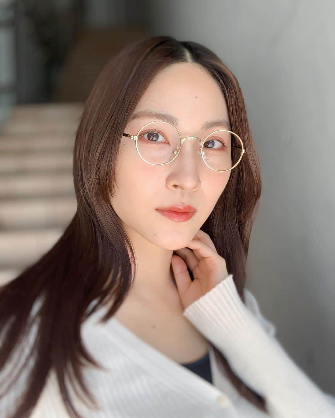 護あさなのインスタグラム：「. 春通り越して夏☘️☀️  気がついたら33歳になっておりました。  良い年にしていきたいと思います♥️🥰♥️」