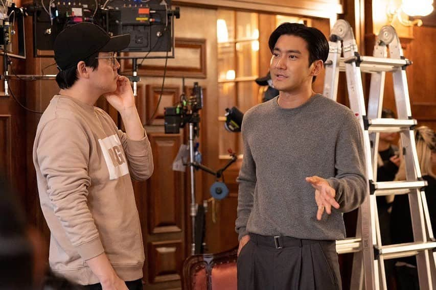 チェ・シウォン（SUPER JUNIOR）のインスタグラム：「🎬 #이재곧죽습니다」