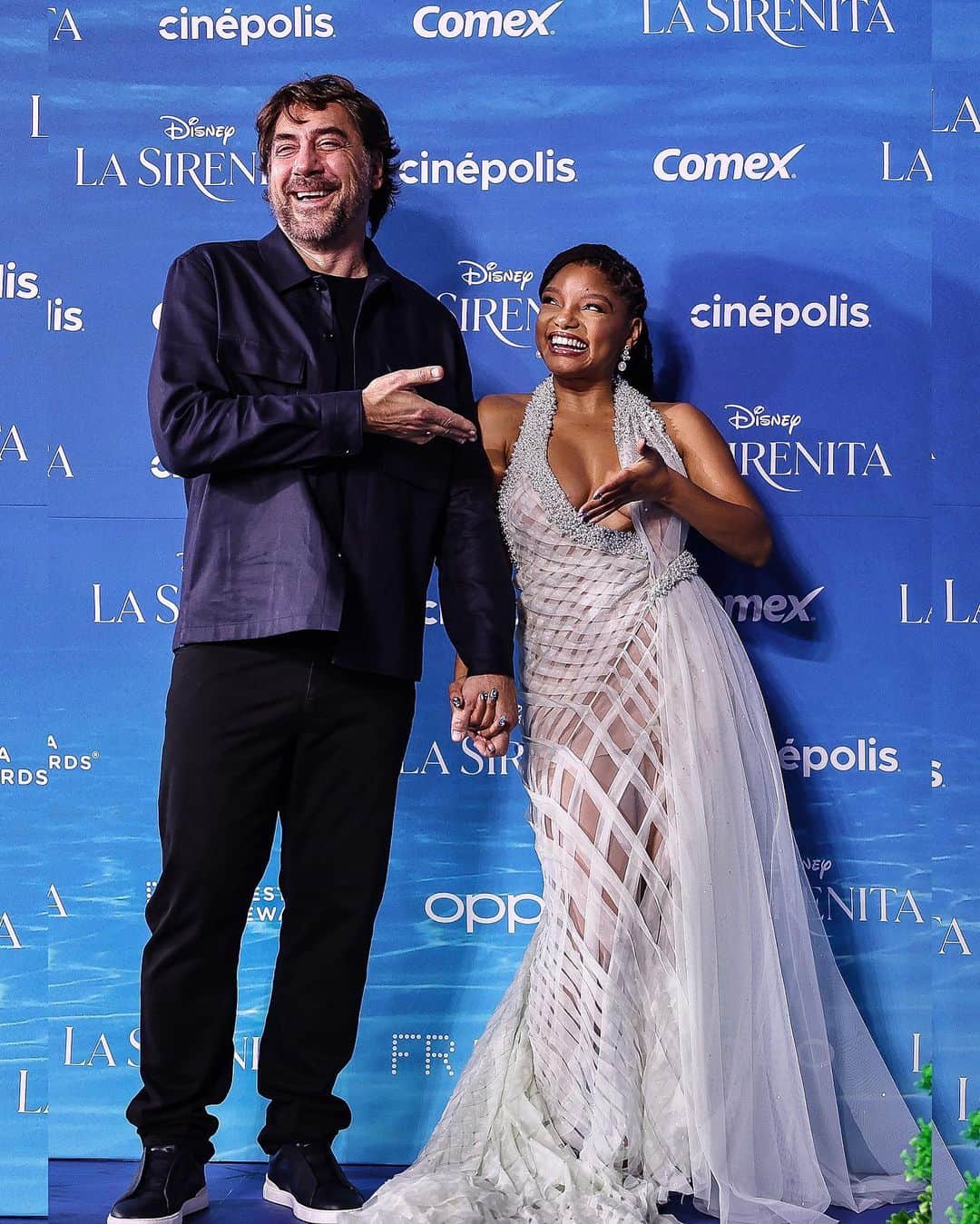 Just Jaredさんのインスタグラム写真 - (Just JaredInstagram)「Halle Bailey and Javier Bardem, who play Ariel and Triton in #TheLittleMermaid, headed to Mexico City for the movie's latest premiere! #HalleBailey in @georgeschakraofficial  #JavierBardem Photos: Getty」5月12日 14時55分 - justjared